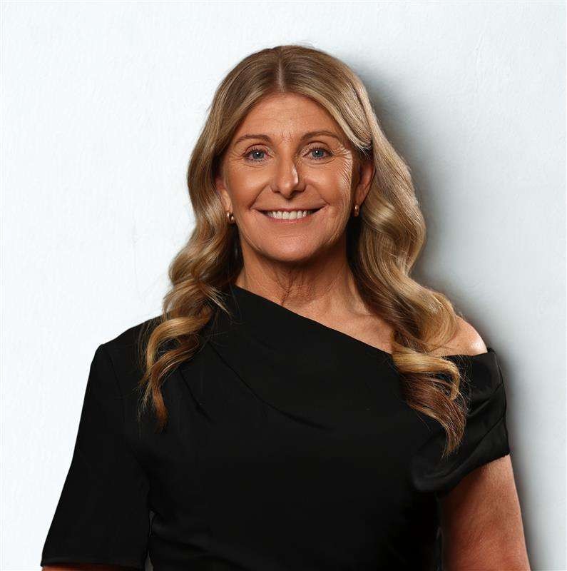 Deb McColl - Headshot