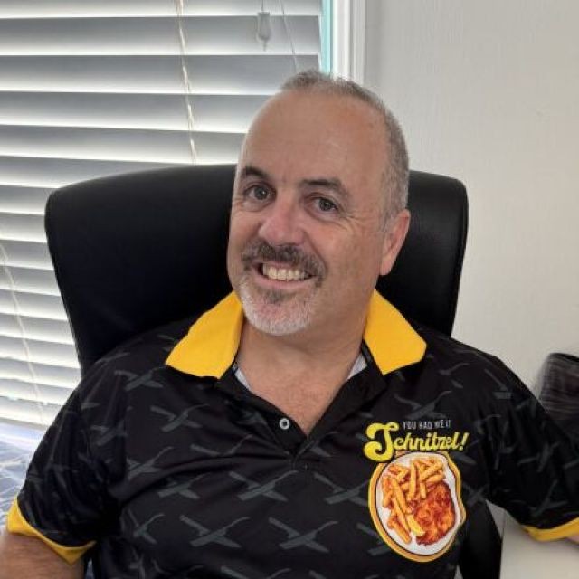 DanielSchnitz-cropped