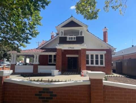 Restoration of the property at 112 Maude Street Shepparton, ‘Lorraine’, Robin and Roslyn Knaggs