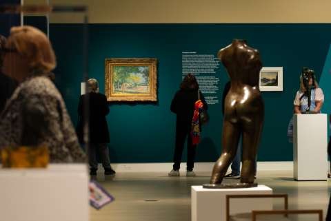 1785281506-Facing_Modernity_opening_weekend_visitors_in_gallery-2-landscape