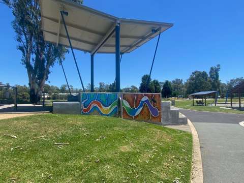 Victoria Park Lake mural by artist Tammy Lee Atkinson. 