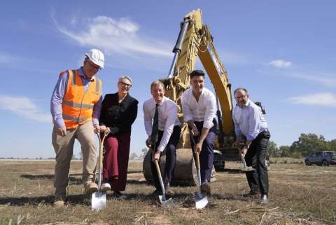 L-R: National General Manager BMD Urban, Greater Shepparton City Council CEO Fiona Le Gassick, Cr Paul Wickham (Goulburn River Ward), Mayor Shane Sali (Balaclava Ward) and Deputy Mayor Anthony Brophy (Kialla Ward).